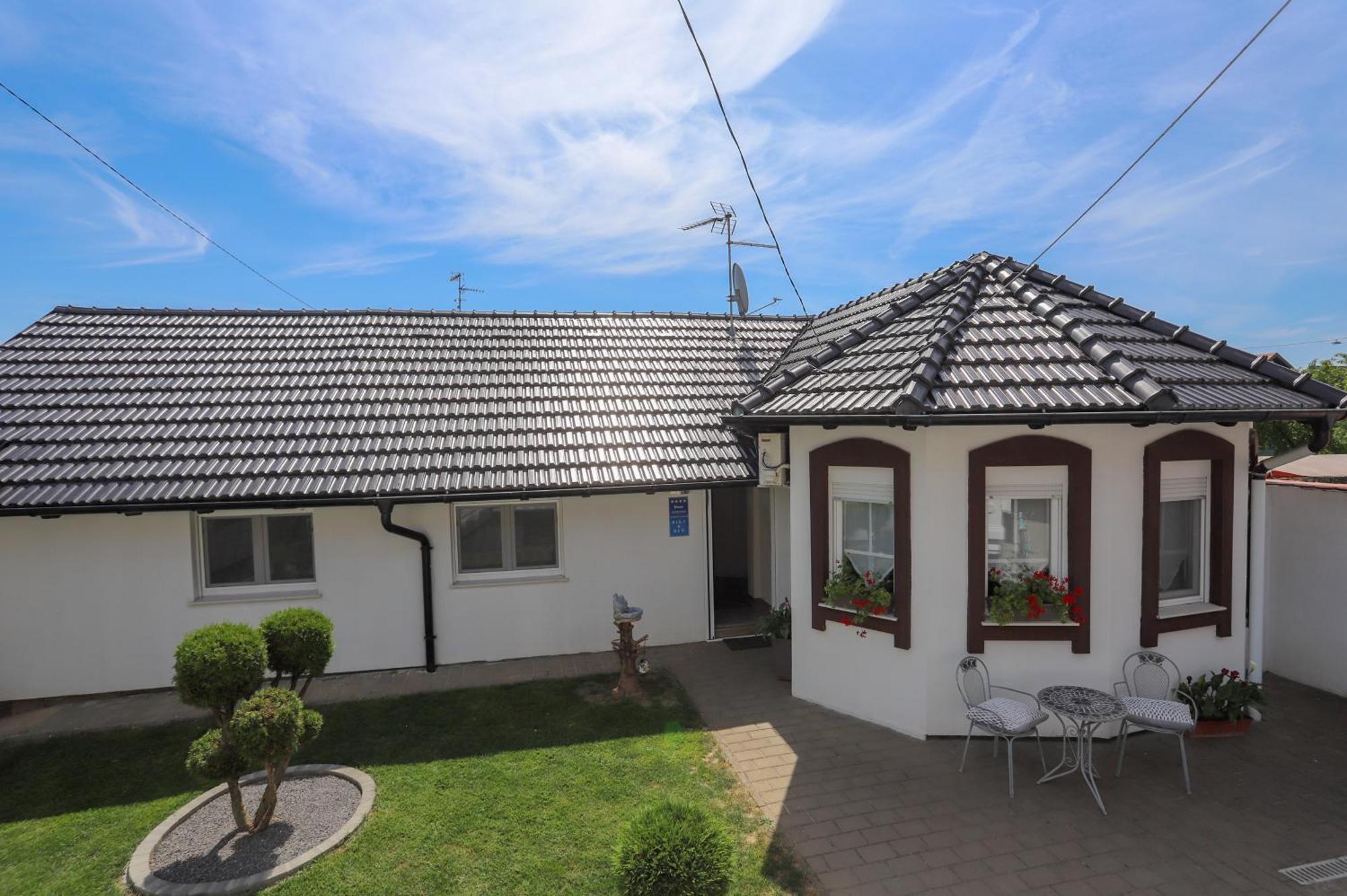 Apartman Veronika Ðakovo Zewnętrze zdjęcie