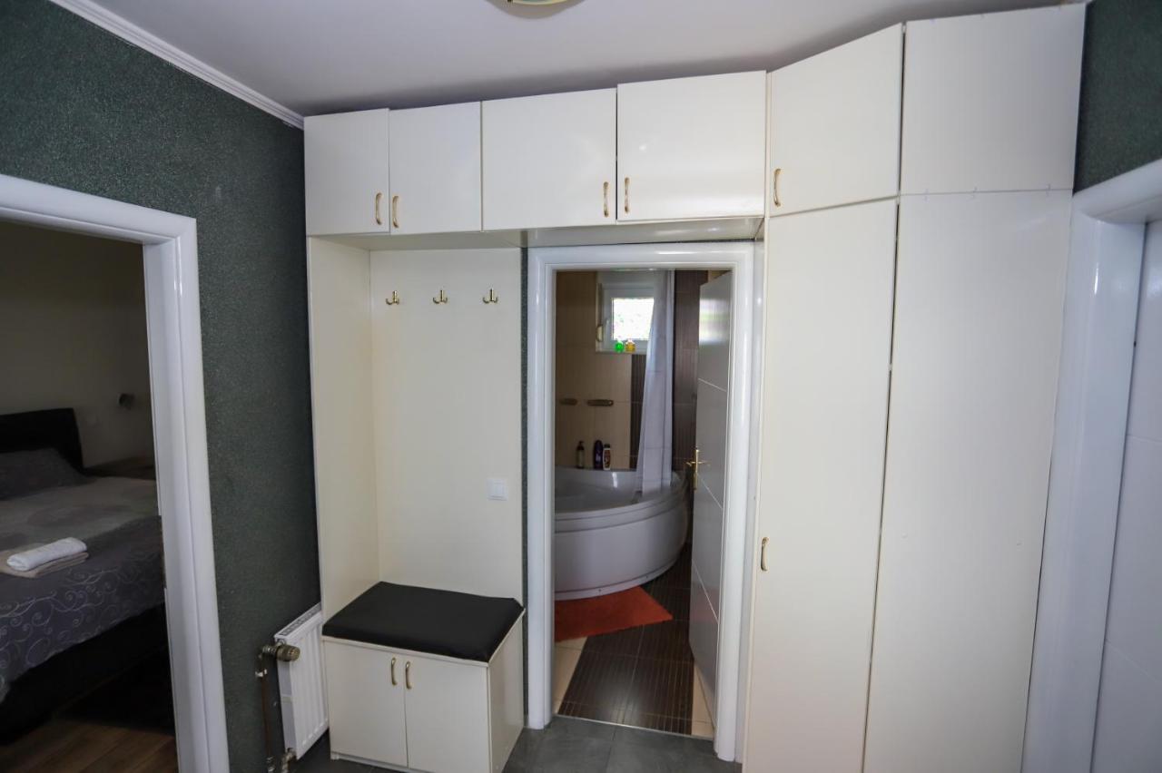 Apartman Veronika Ðakovo Zewnętrze zdjęcie