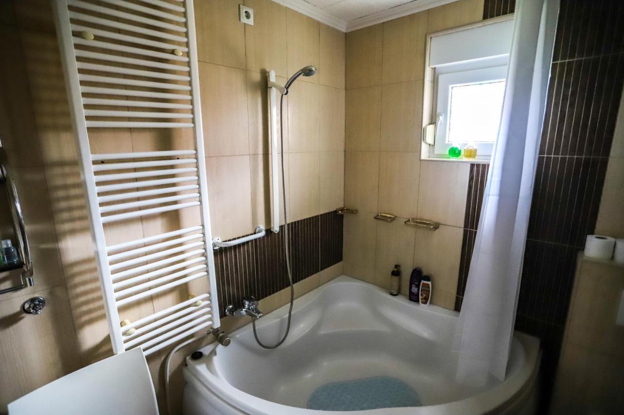 Apartman Veronika Ðakovo Zewnętrze zdjęcie